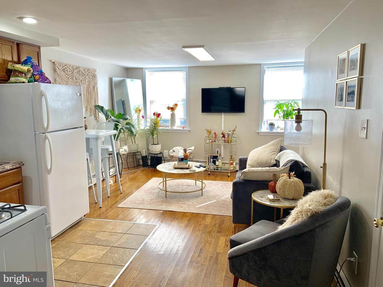 913 Washington Avenue - Photo 1
