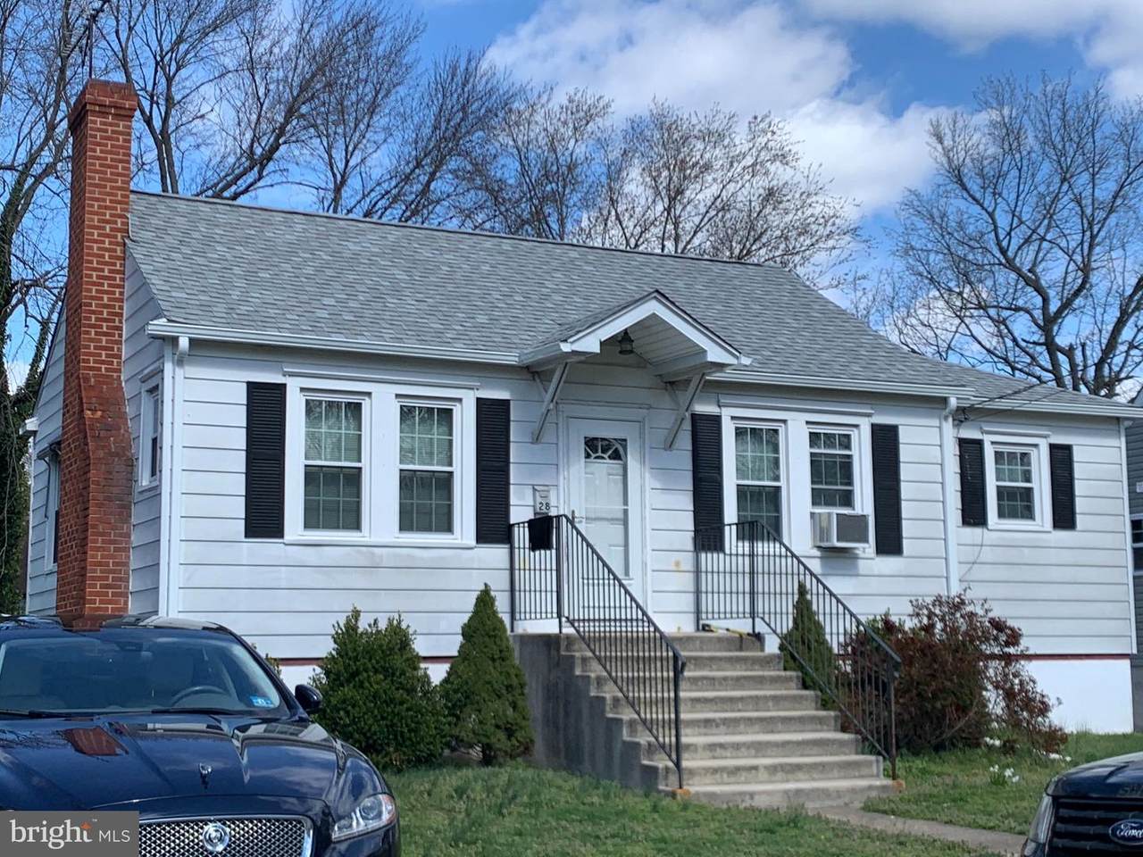 28 Maple Avenue - Photo 1