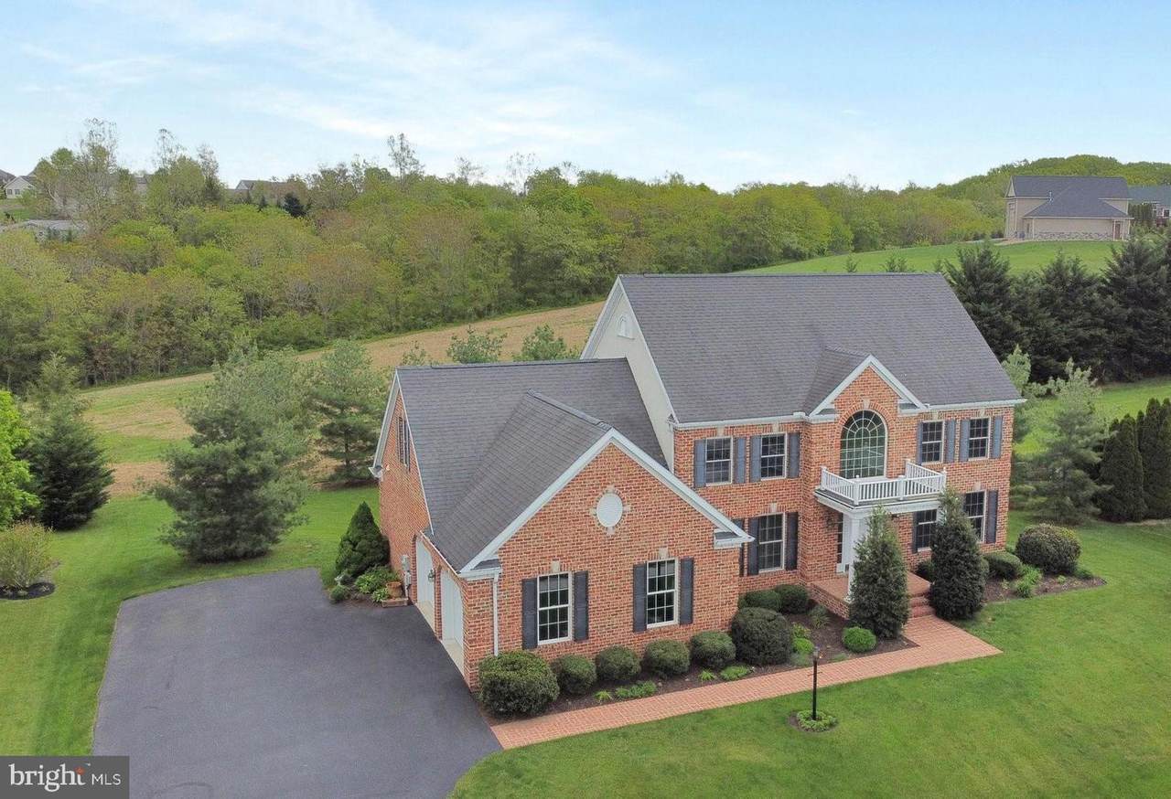1626 Majestic Drive - Photo 1