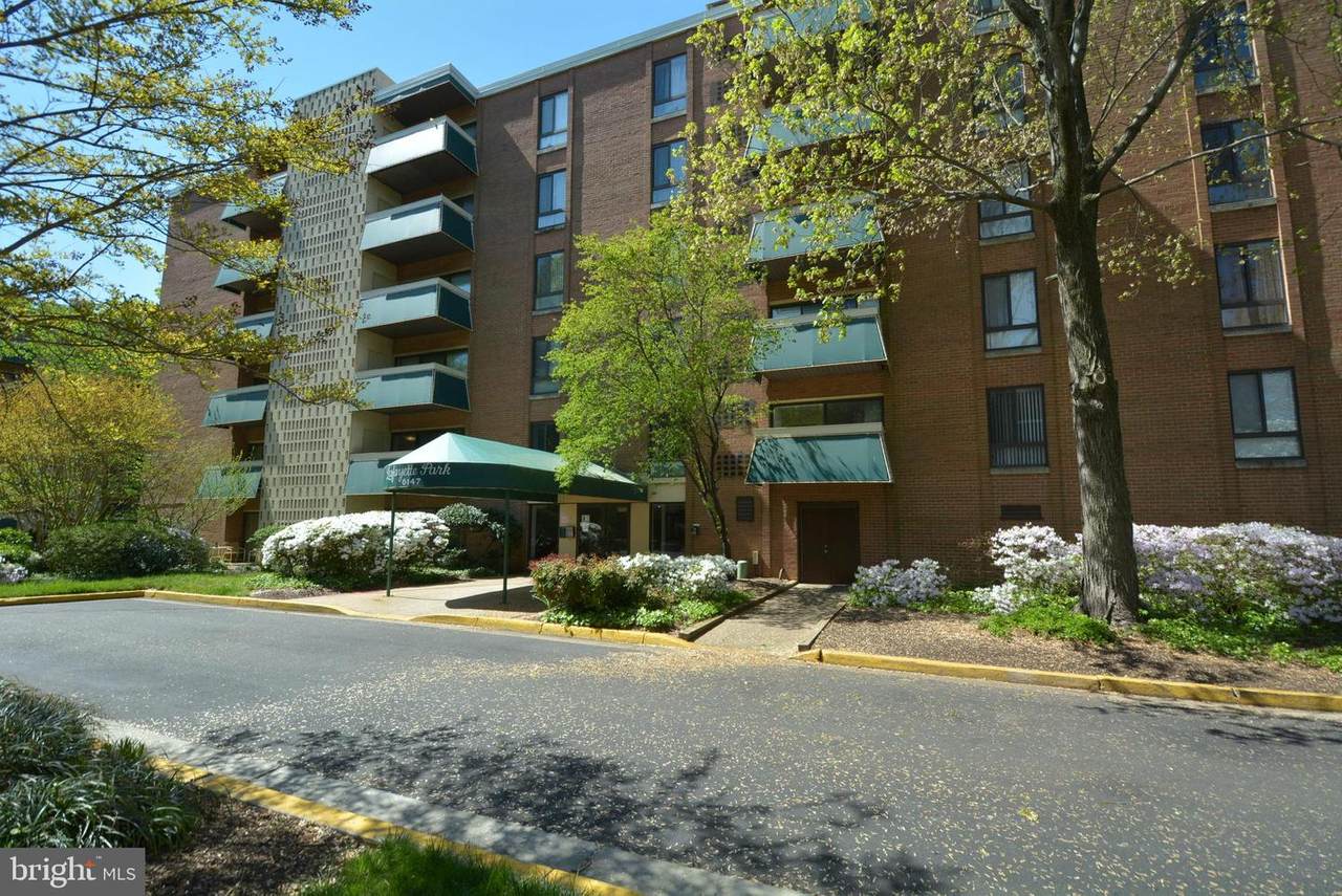 6147 Leesburg Pike - Photo 1