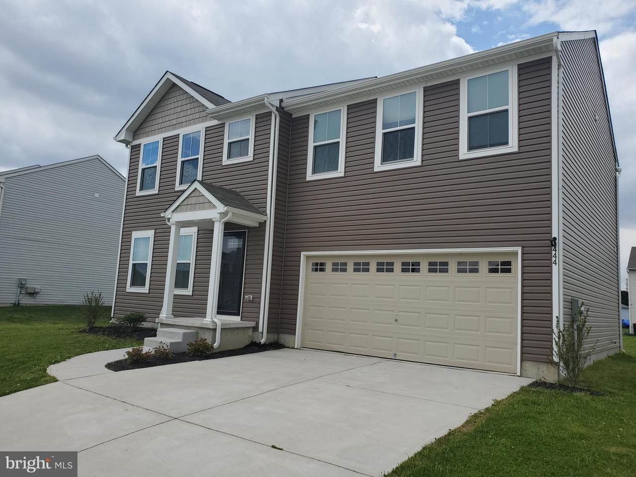 444 Nob Hill Road - Photo 1