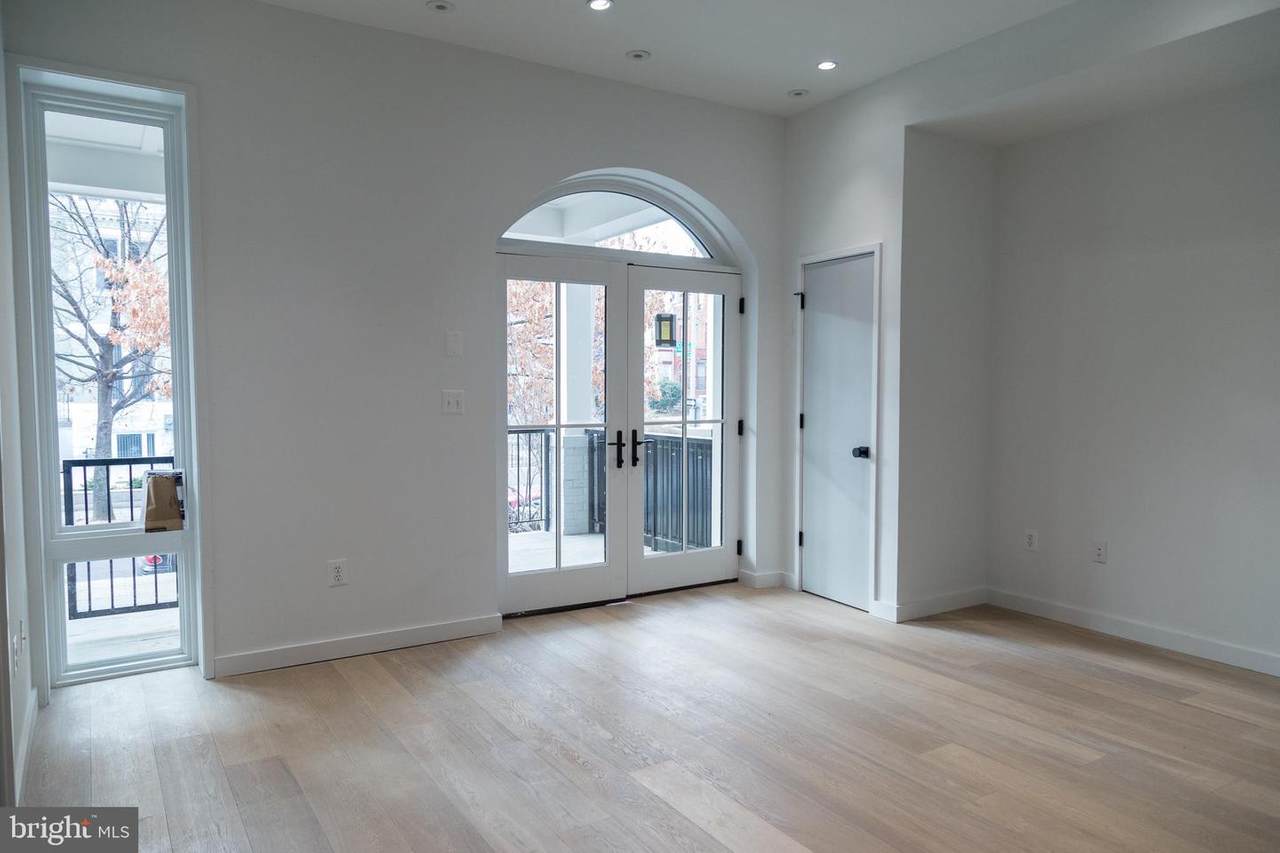 1443 Euclid Street - Photo 1