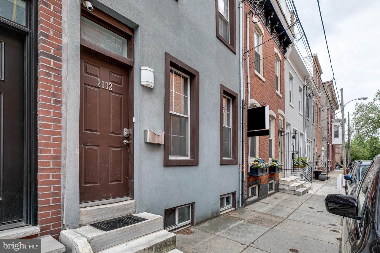 2132 Pemberton Street - Photo 1