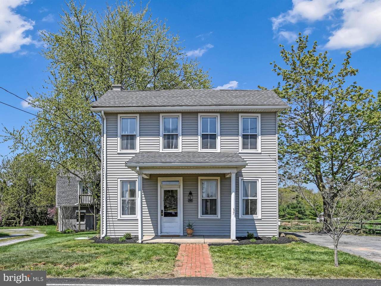 37 Locust Street - Photo 1