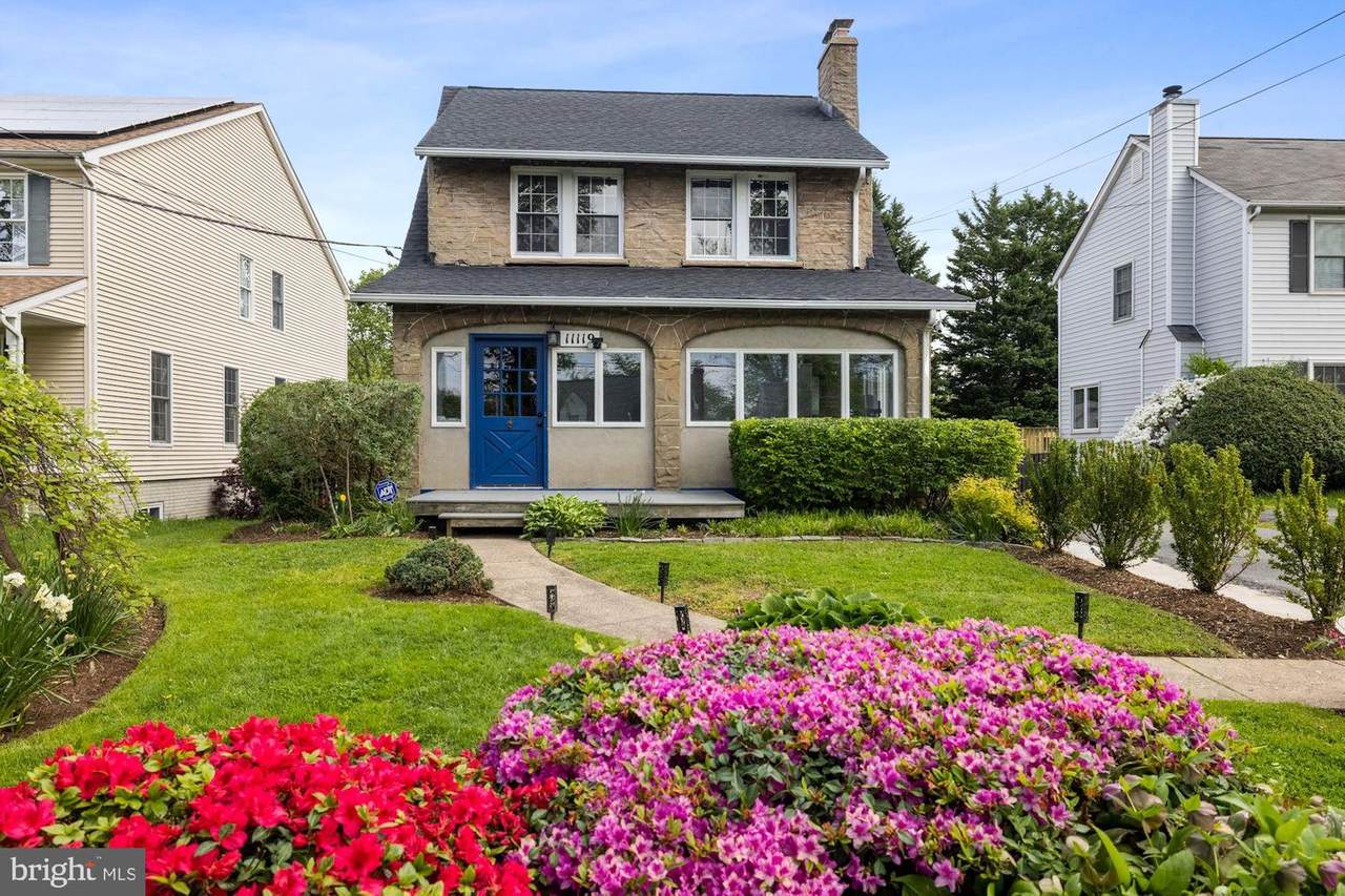 11119 Midvale Road - Photo 1