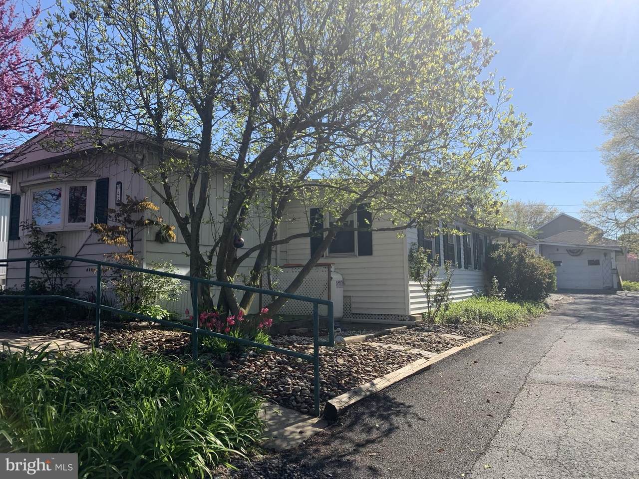45 Kenwood Avenue - Photo 1