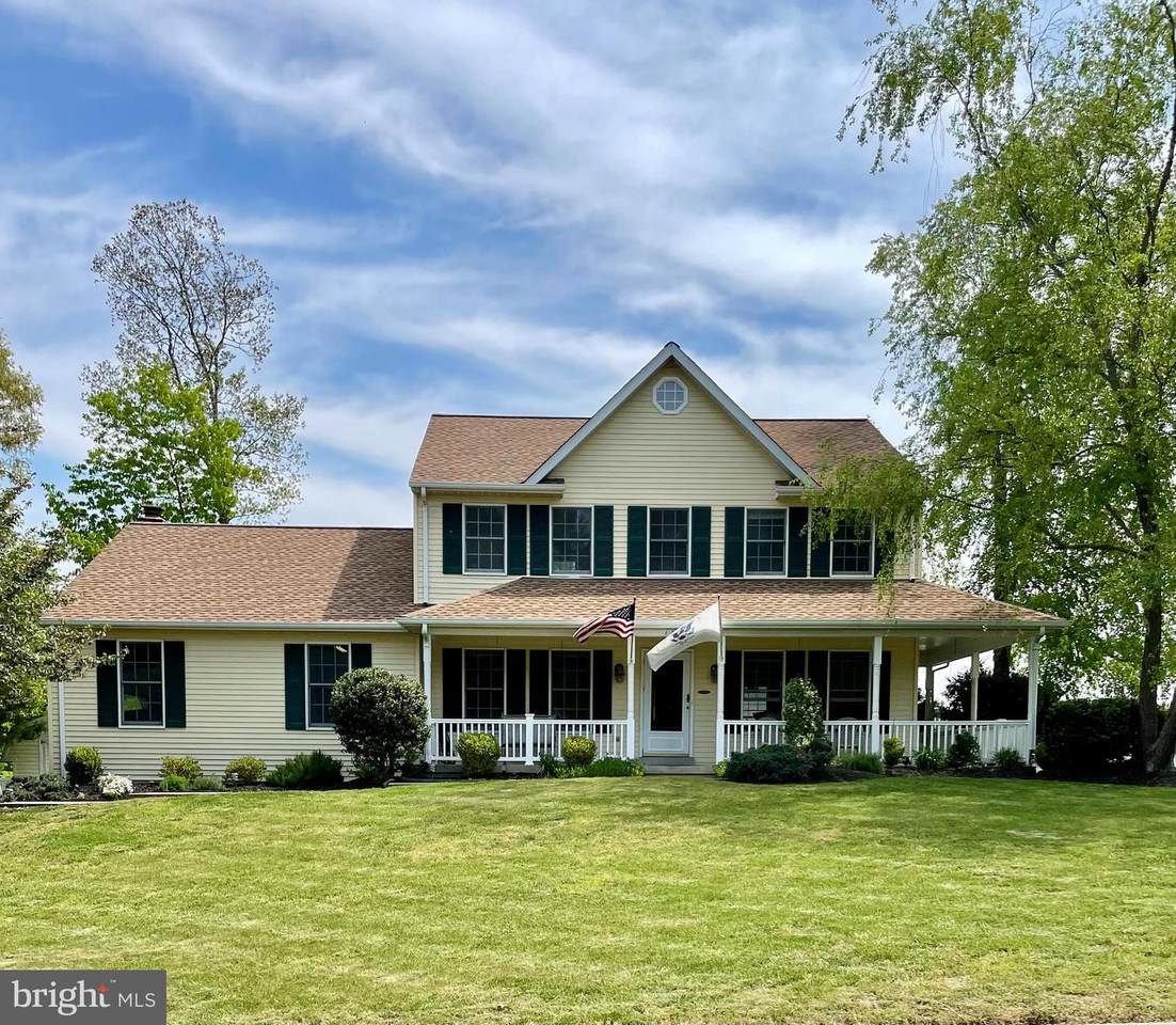 120 Waxwing Court - Photo 1