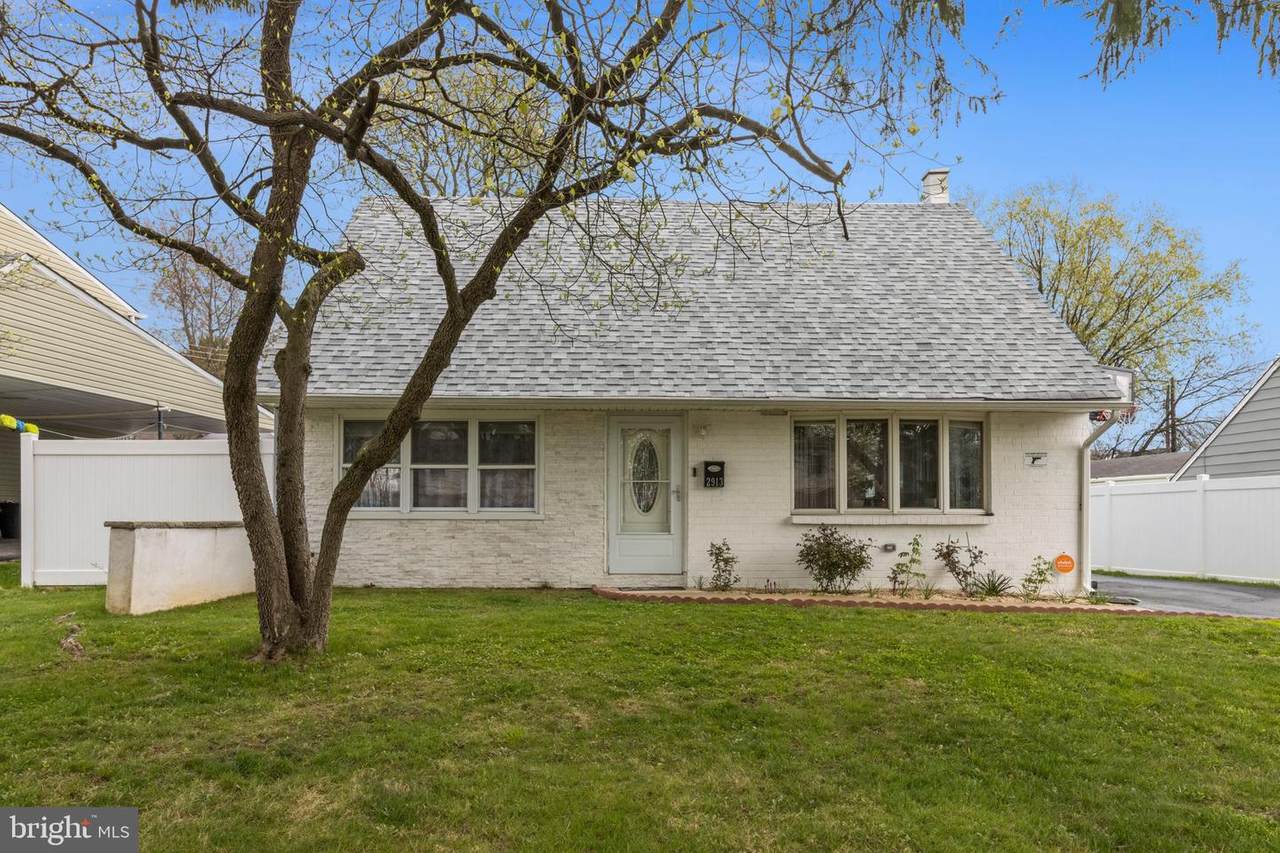 2913 Normandy Drive - Photo 1