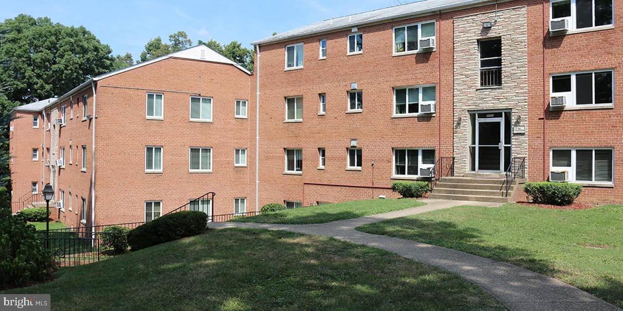 2001 Daniel St - Photo 1