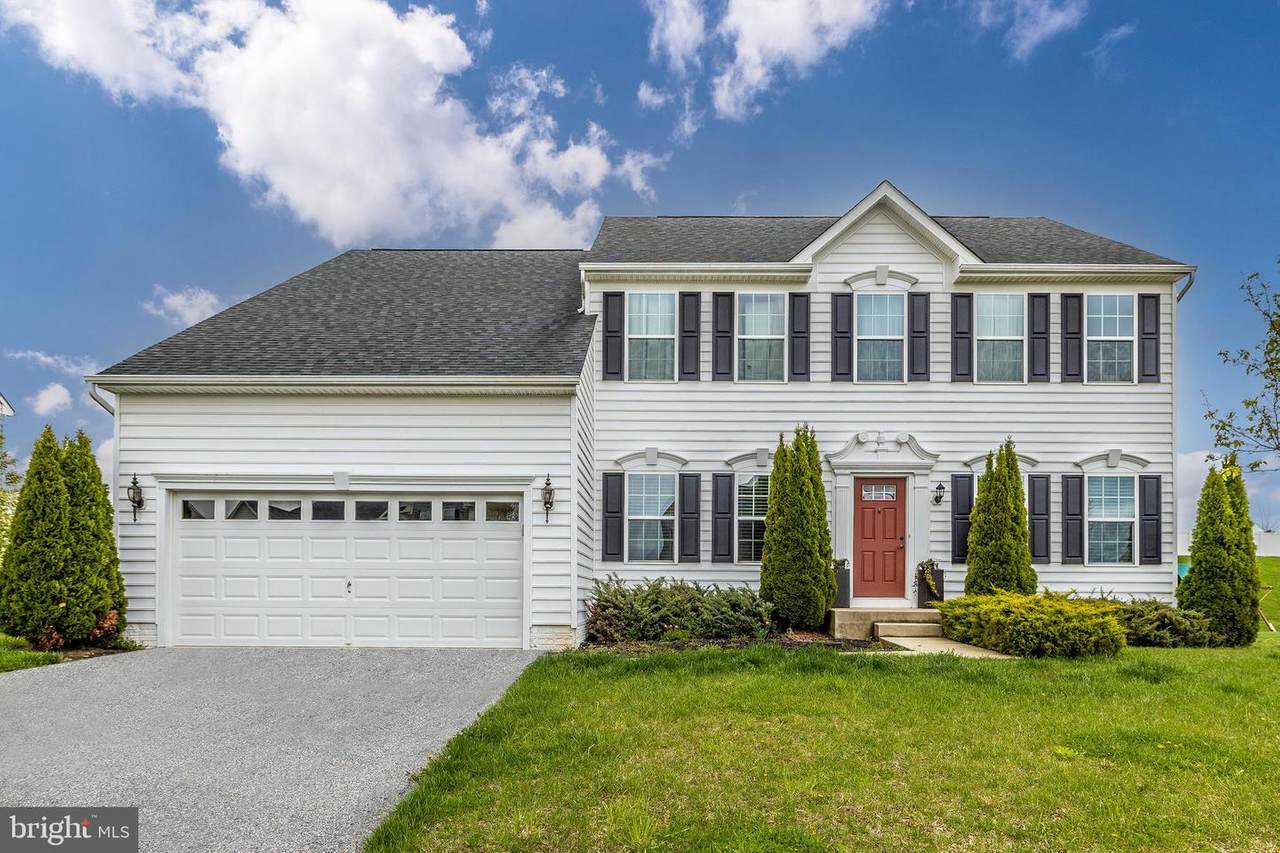 340 Meadow Creek Drive - Photo 1