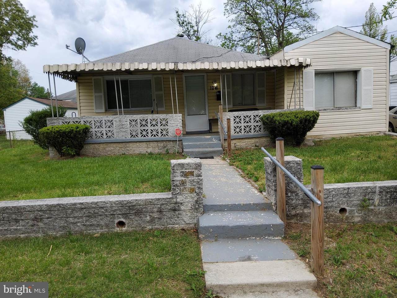 1216 Farmingdale Avenue - Photo 1