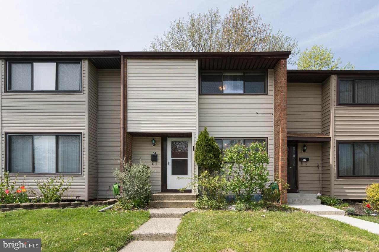 39 Dennison Drive - Photo 1