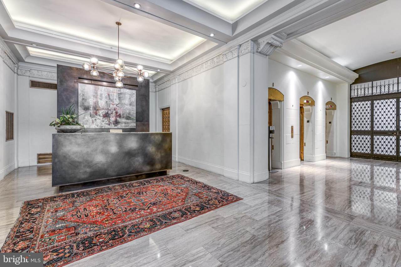 111 15TH Street - Photo 1