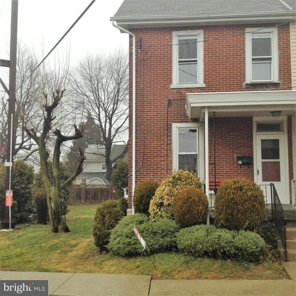 121 3RD Street - Photo 1