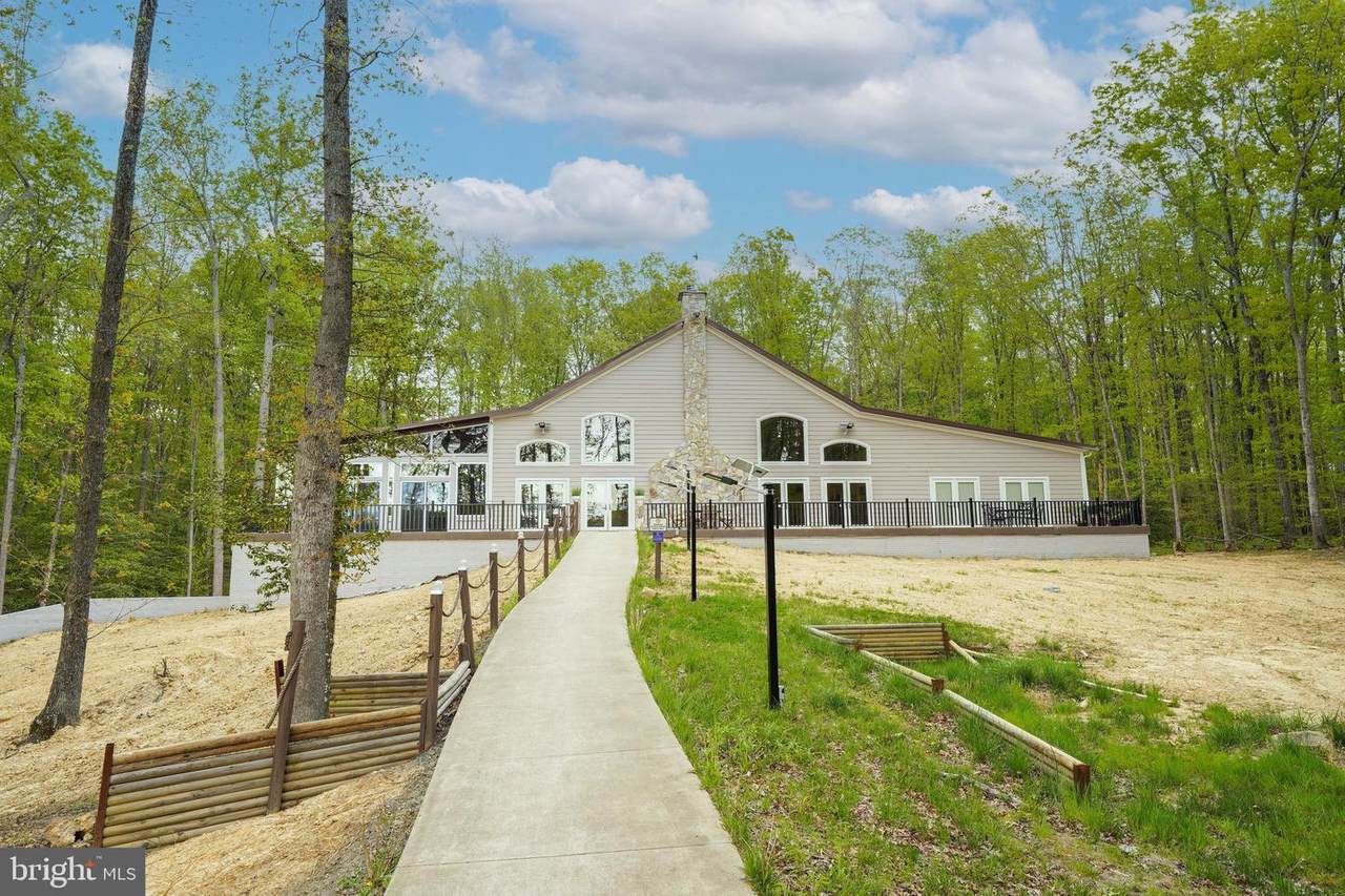12229 Hawks Lane - Photo 1