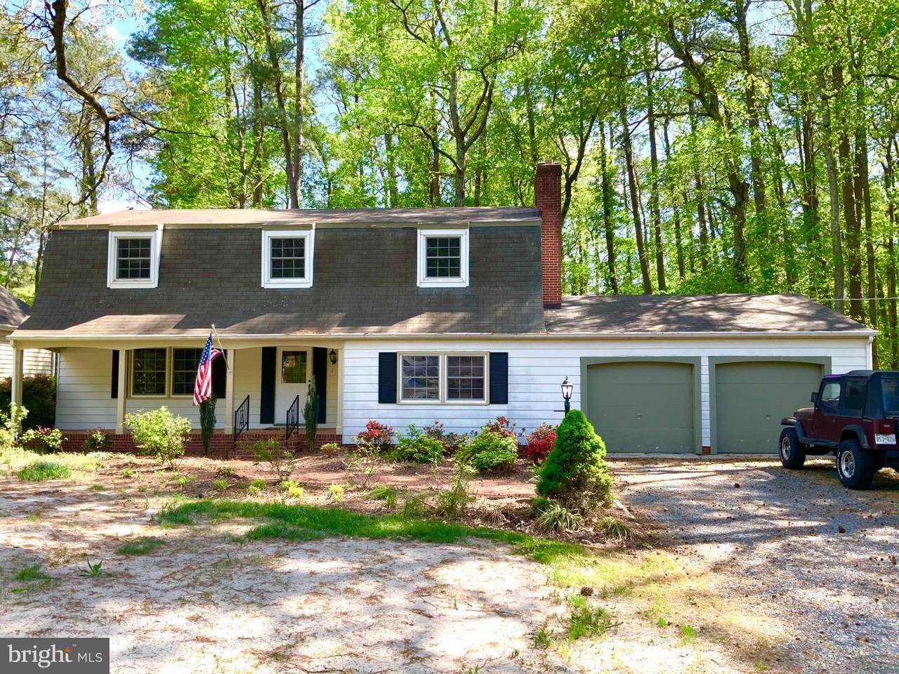 618 Douglas Road - Photo 1
