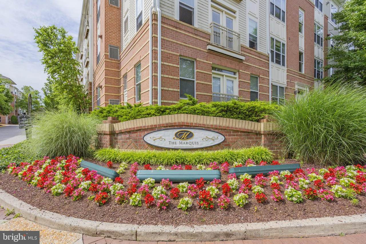 9486 Virginia Center Boulevard - Photo 1