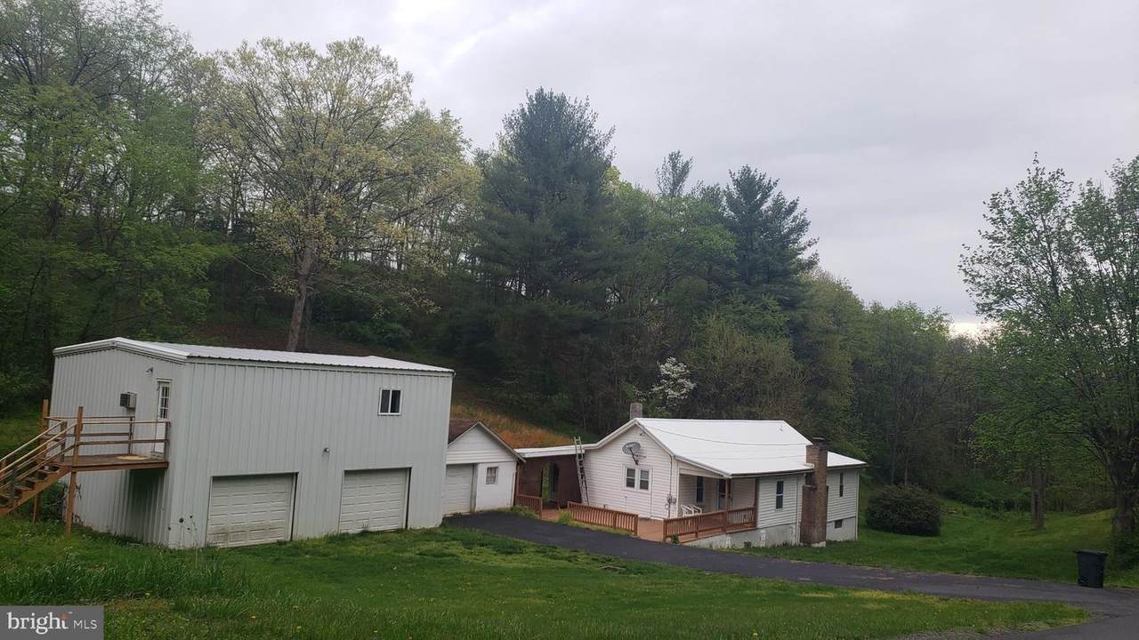 1075 Barnetts Run Road - Photo 1