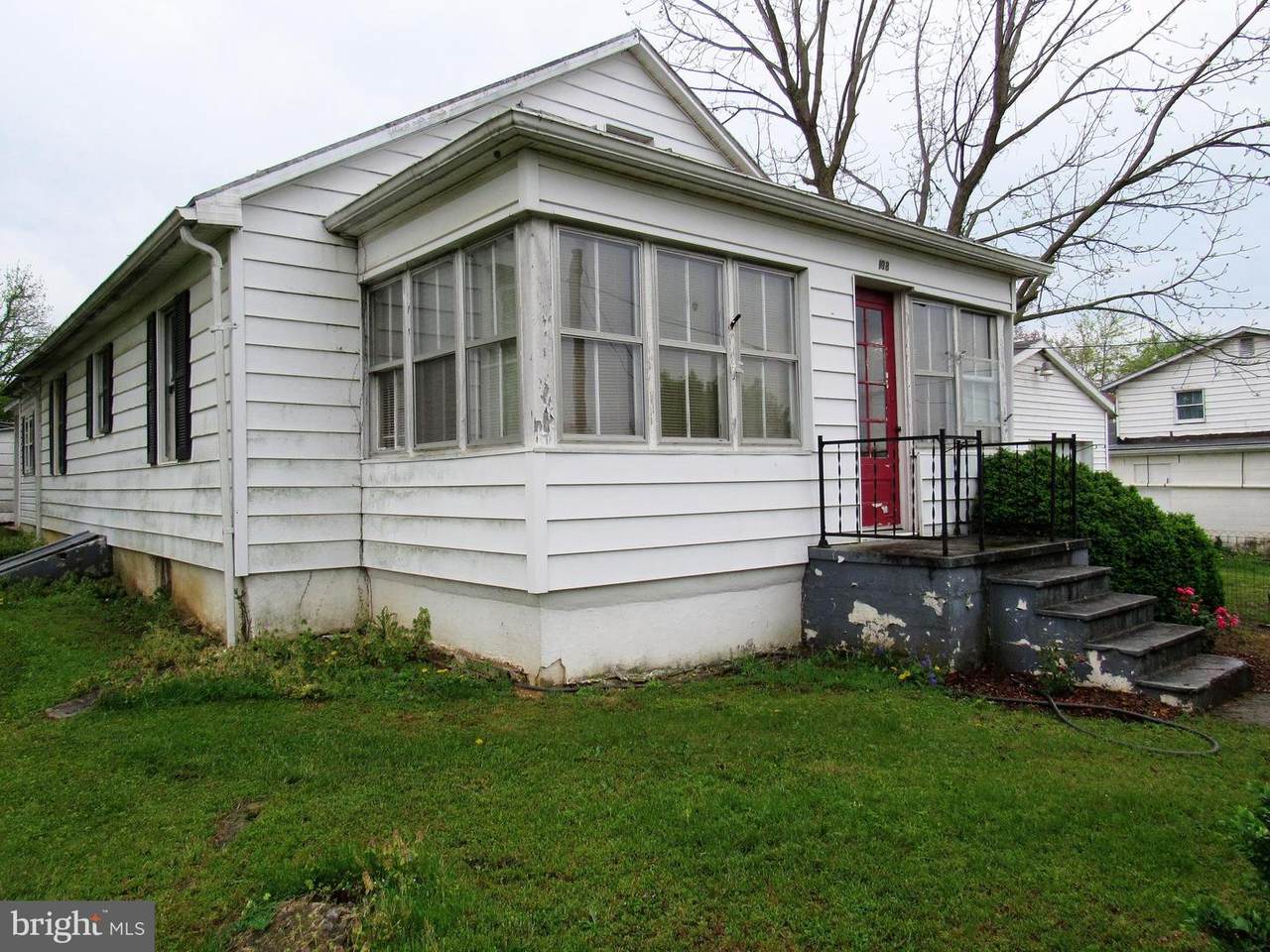 108 12TH Avenue - Photo 1