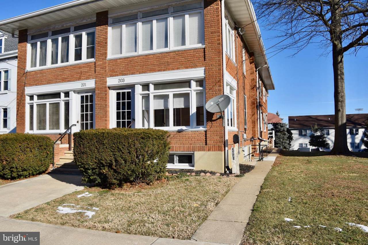 203 Philadelphia Avenue - Photo 1
