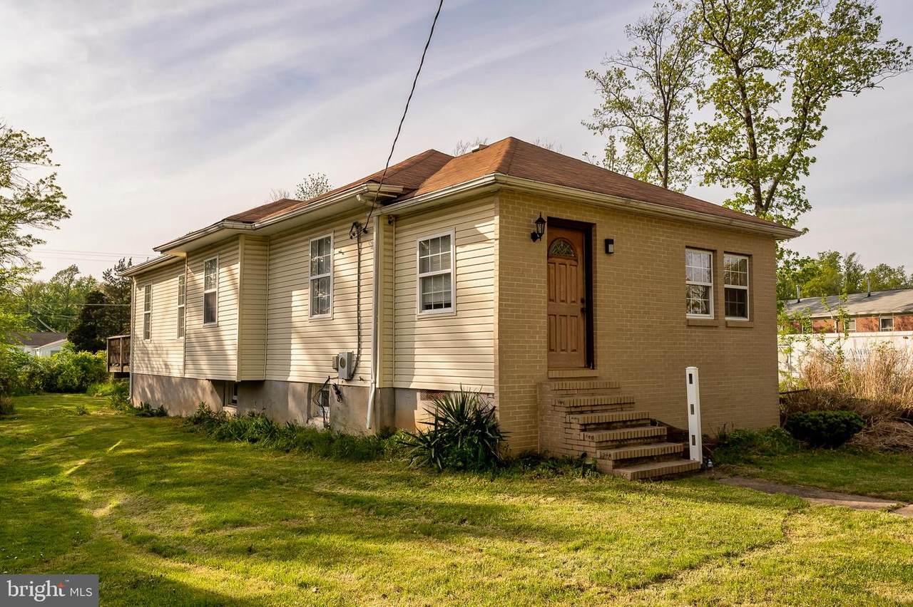 3604 Saint James Road - Photo 1