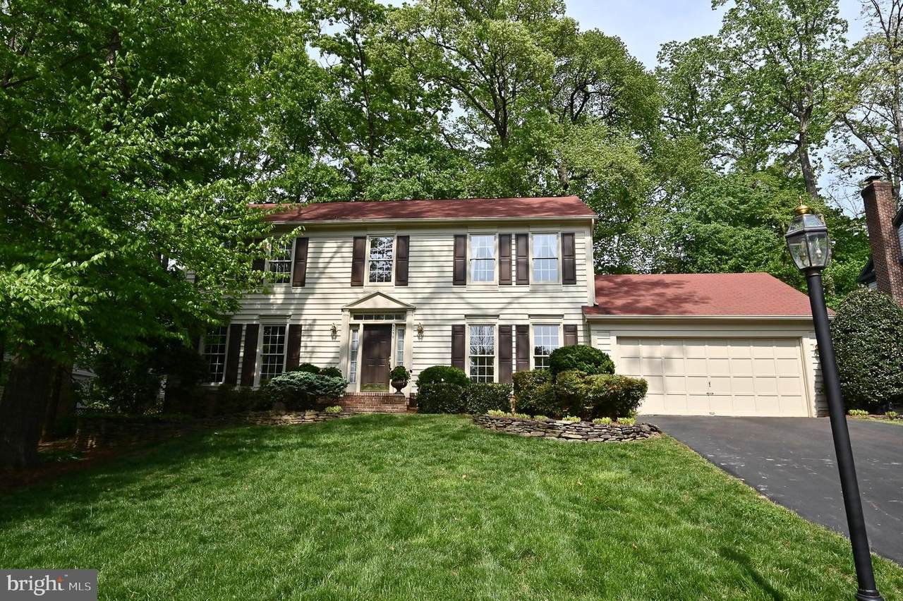 5259 Signal Hill Drive - Photo 1