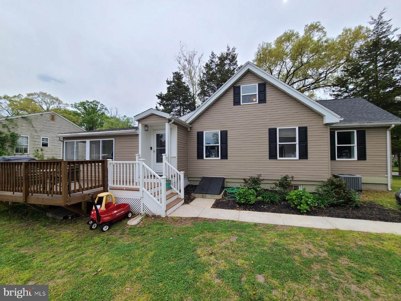 801 207TH Street - Photo 1