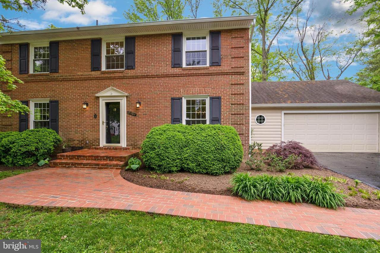 3703 Riverwood Court - Photo 1