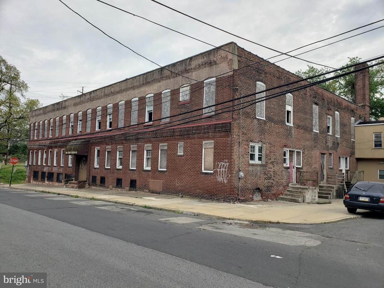 500 Pine Street - Photo 1