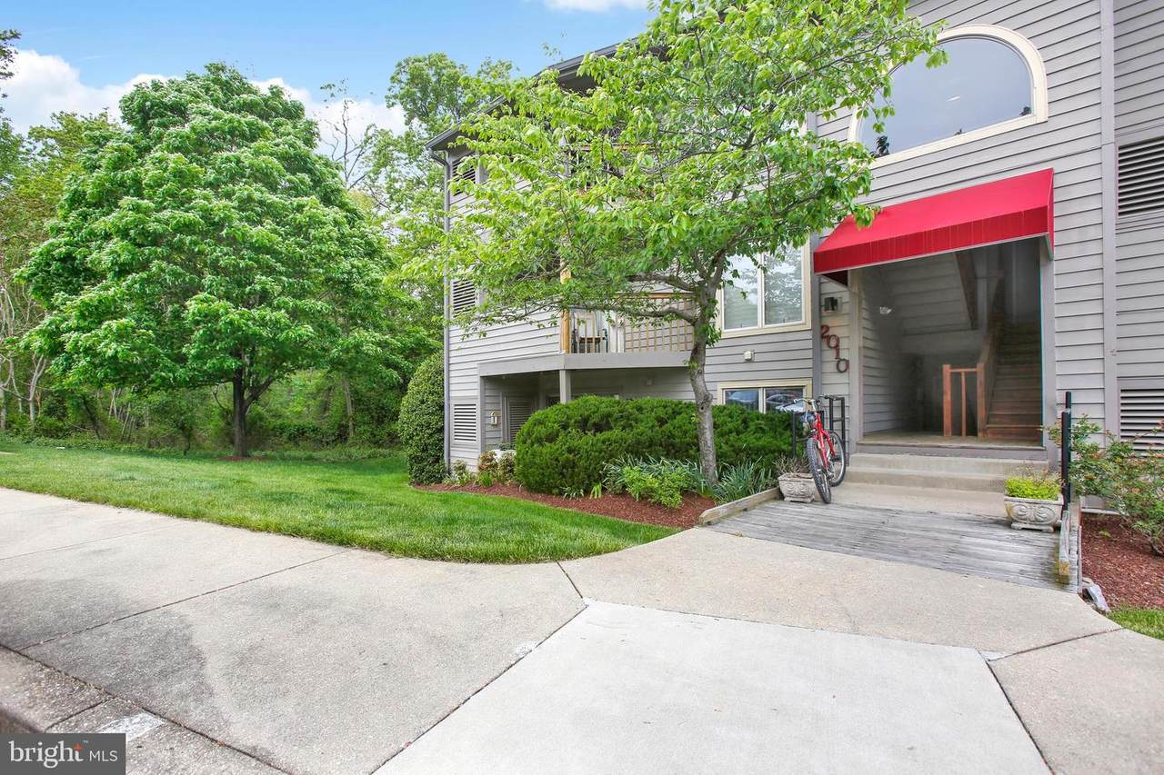 2010 Quay Village Court - Photo 1