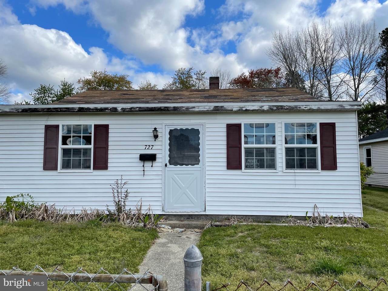 727 Booth Street - Photo 1