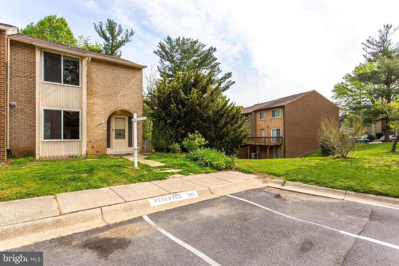 10101 Blue Tee Terrace - Photo 1