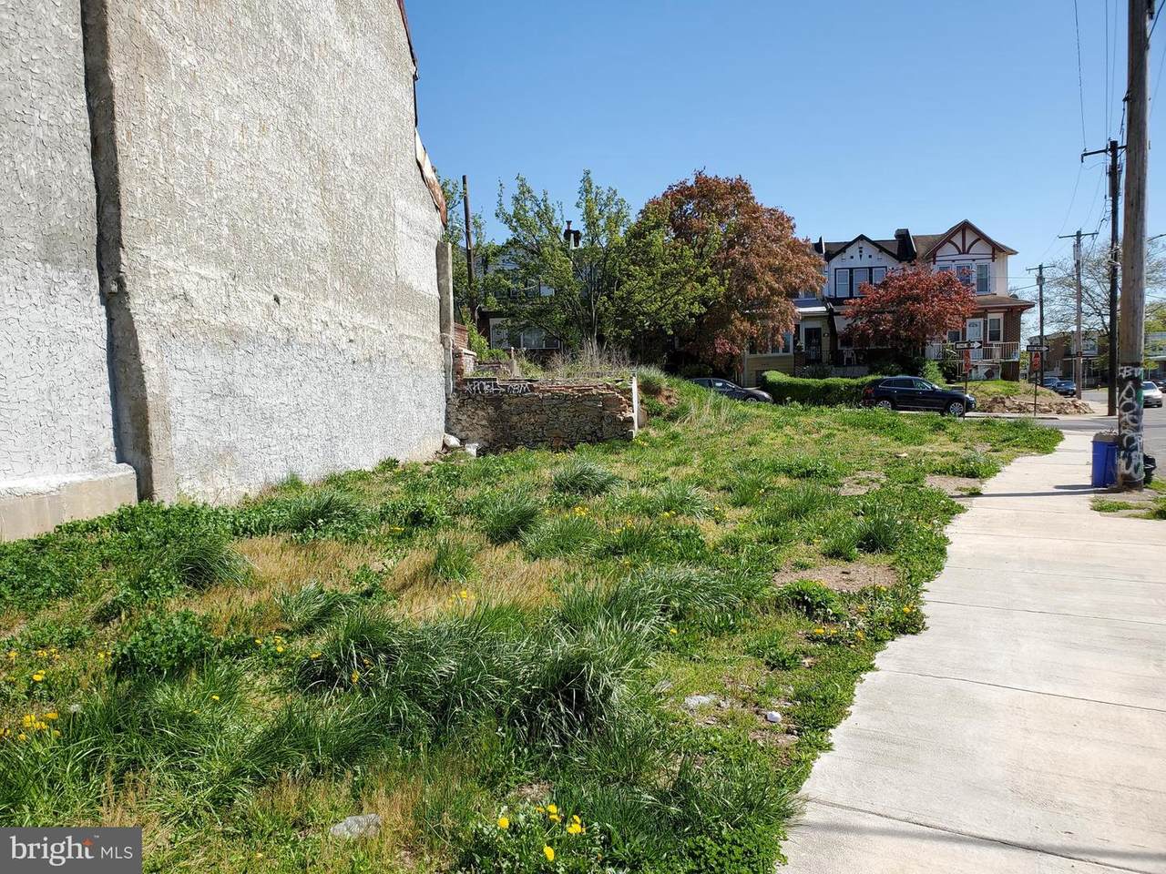 5471 Arlington Street - Photo 1