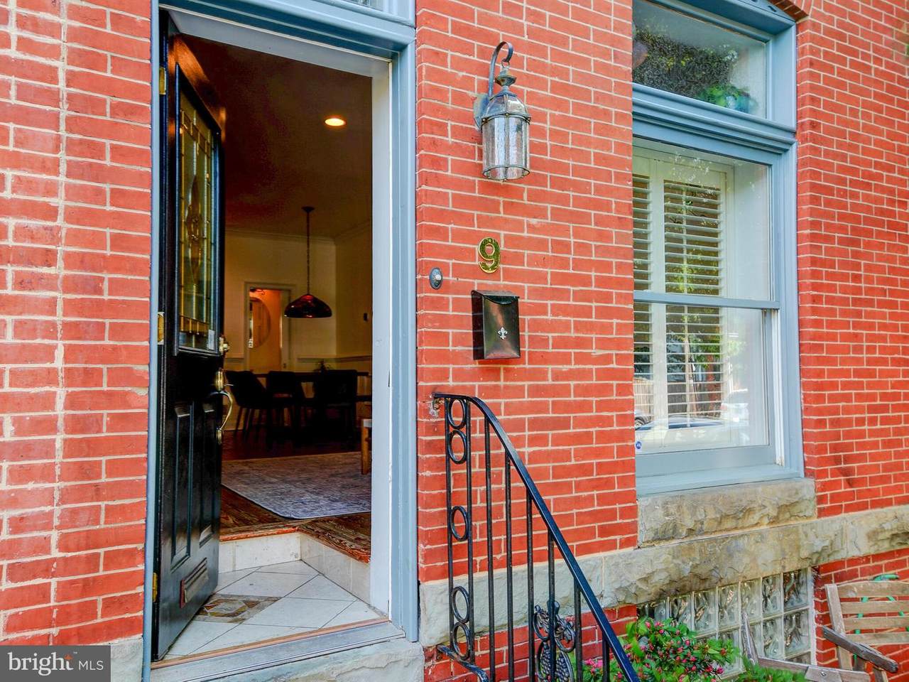 9 Linwood Avenue - Photo 1