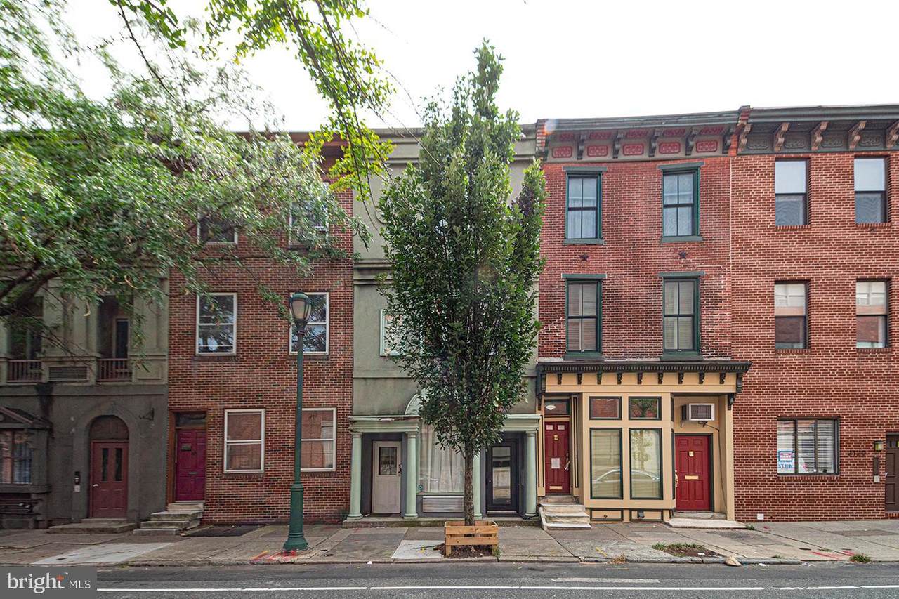 2116 South Street - Photo 1