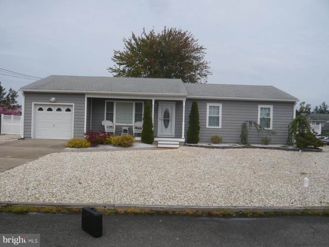 1010 Anchor Way - Photo 1