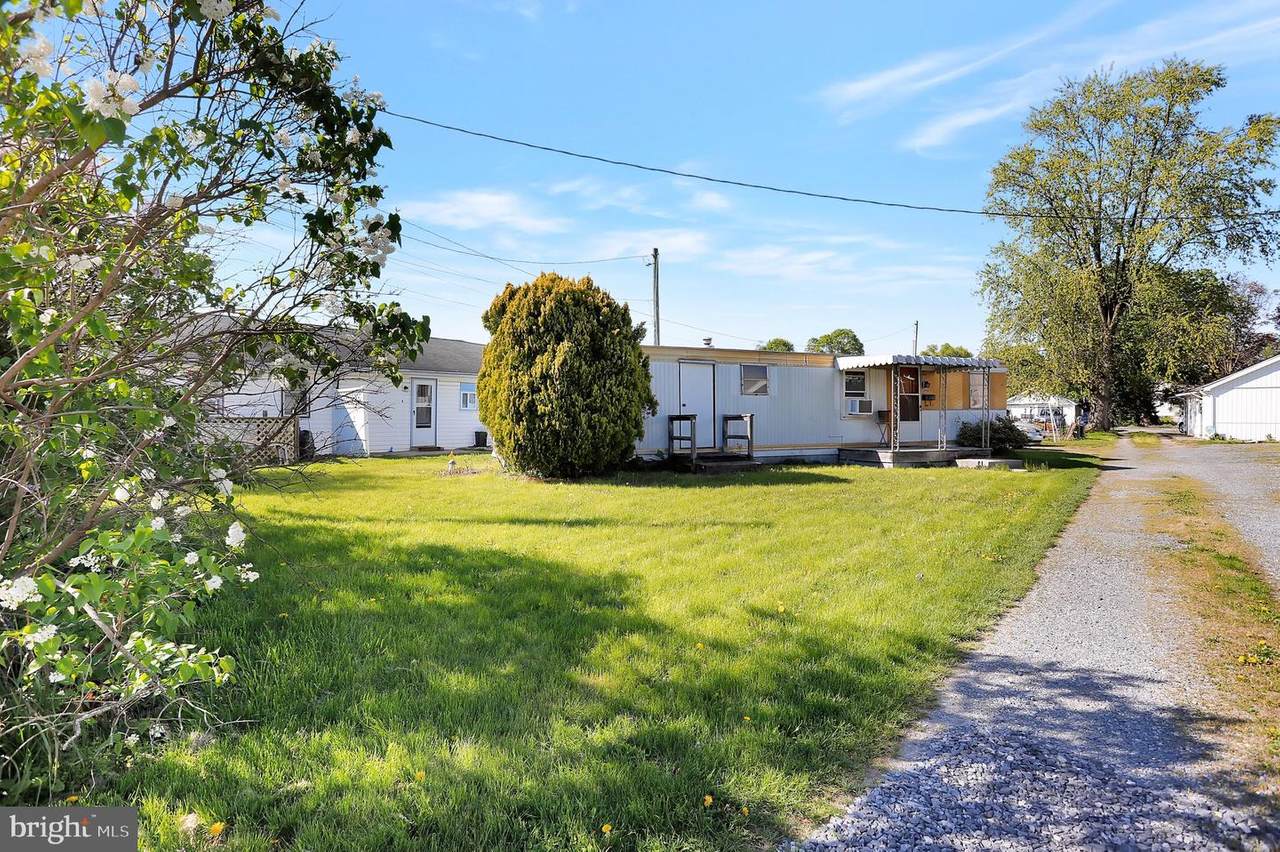 140-142 Windsor Street - Photo 1