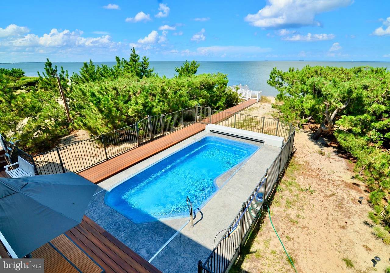 251 Bay Avenue - Photo 1