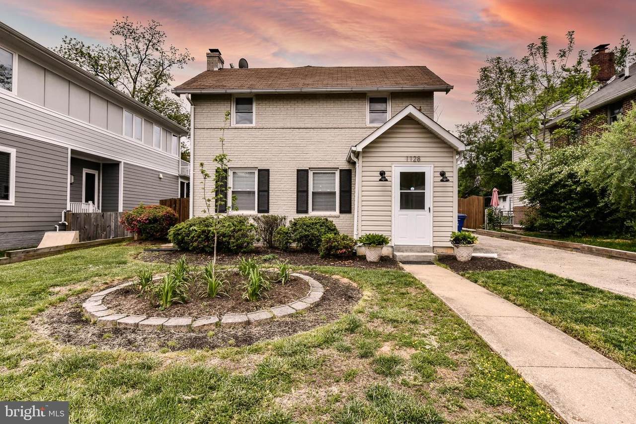 1128 Kentucky Street - Photo 1