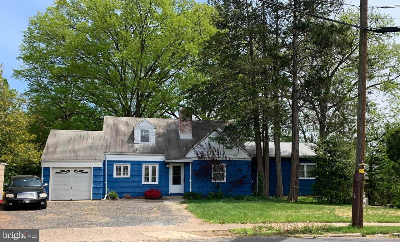 60 Pennwood Drive - Photo 1