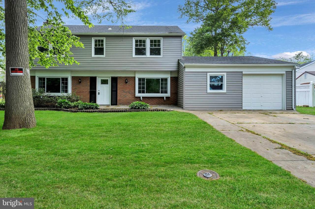 52 Emerald Lane - Photo 1