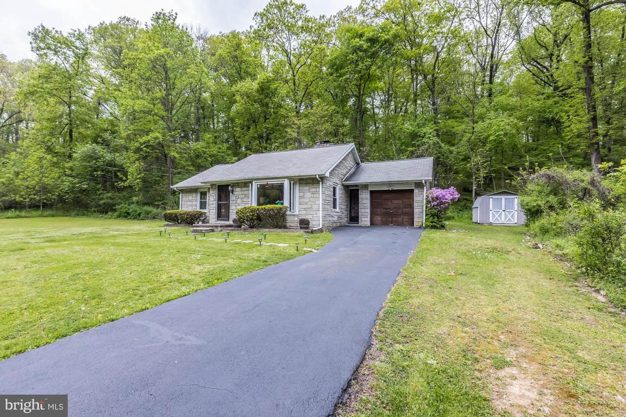 280 Doe Run Road - Photo 1
