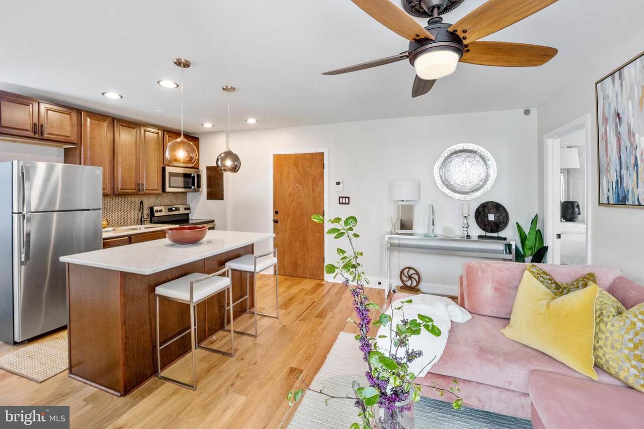 2739 Jefferson Street - Photo 1