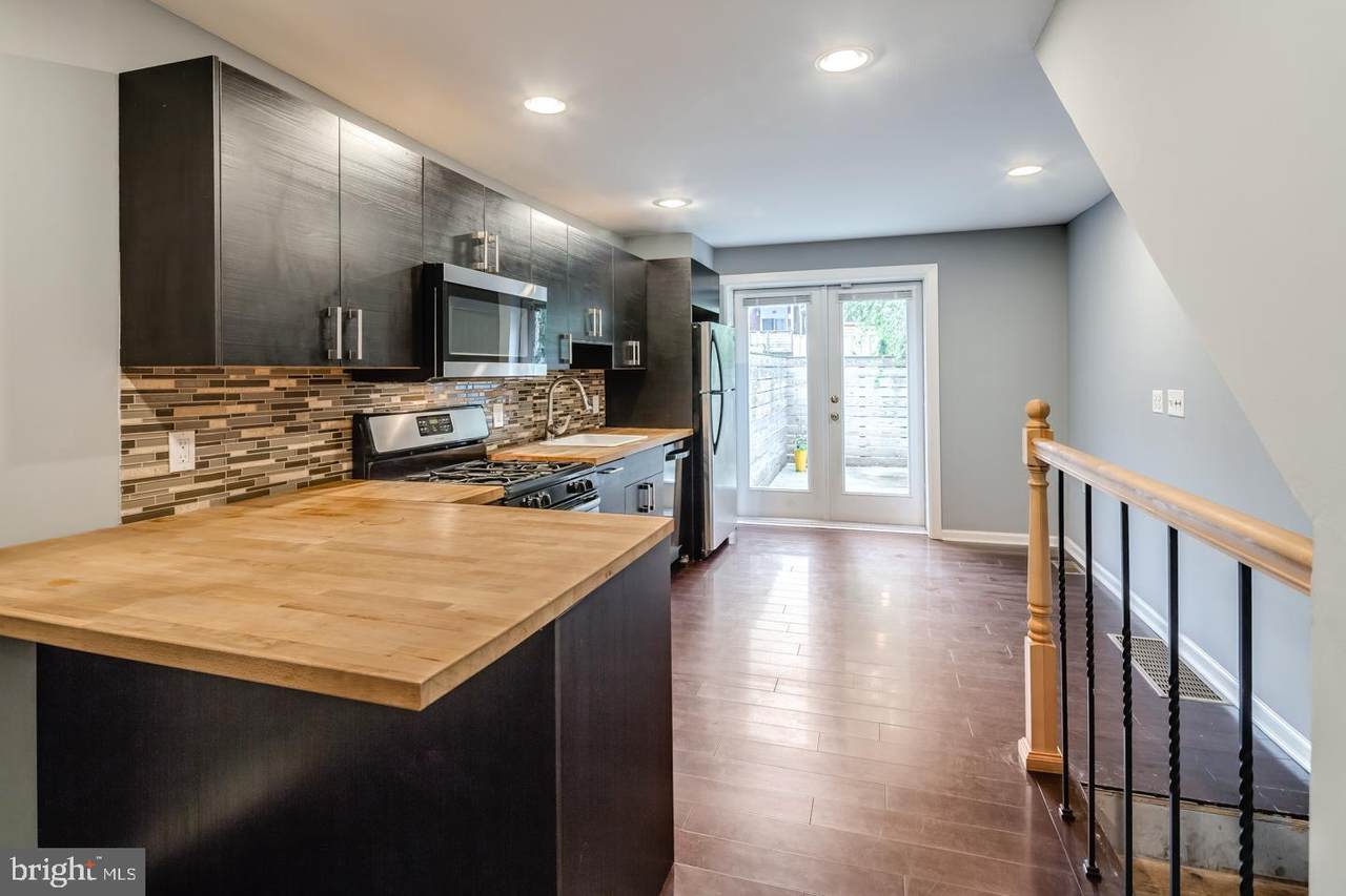 932 Hancock Street - Photo 1
