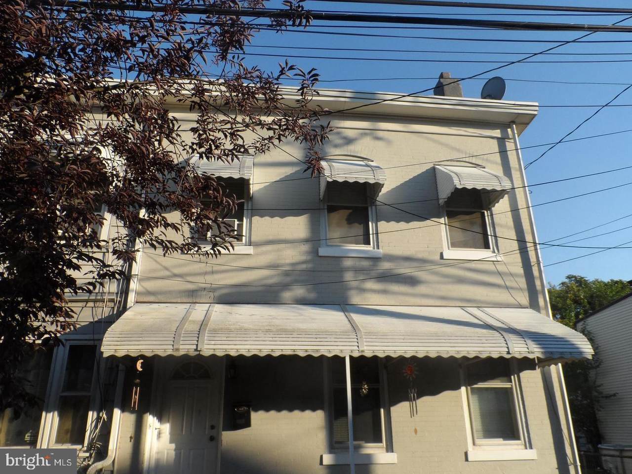 231 Mott Street - Photo 1