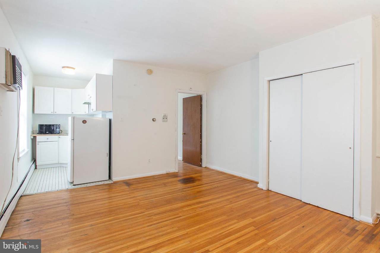 1819 Pine Street - Photo 1