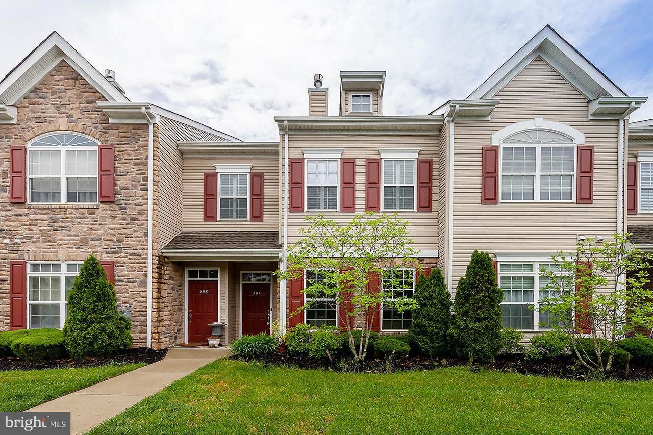507 Degas Court - Photo 1