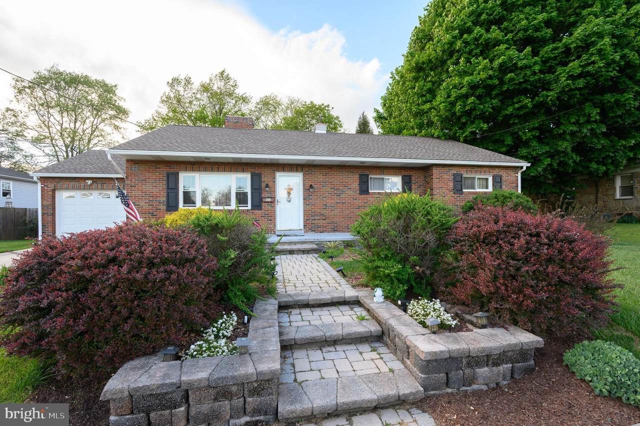 280 Sunset Avenue - Photo 1