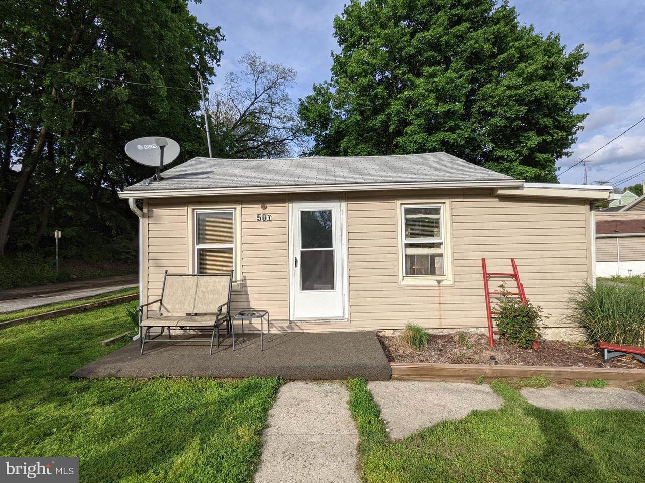 501 Adams Street - Photo 1