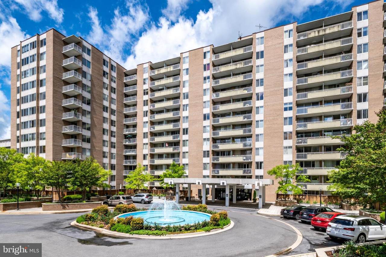3001 Veazey Terrace - Photo 1